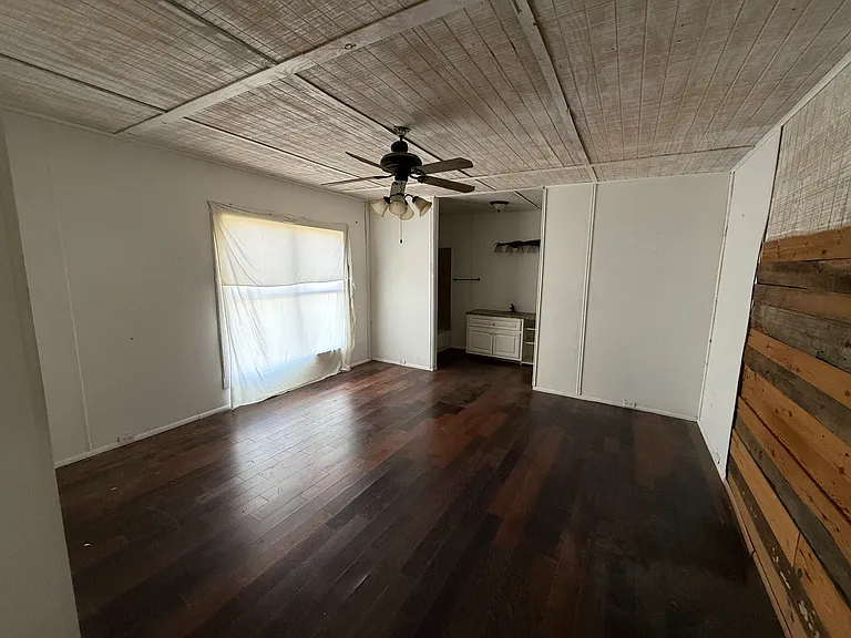 3170 River Rd #5 — Photo 6