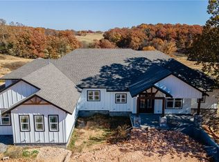 12222 Rutherford Rd, Gentry, AR 72734