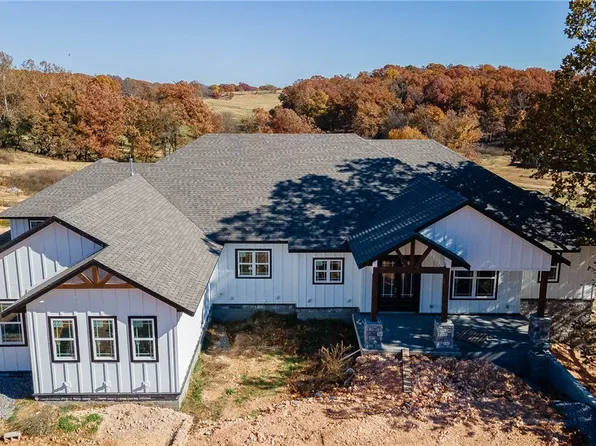 12222 Rutherford Rd, Gentry, AR 72734