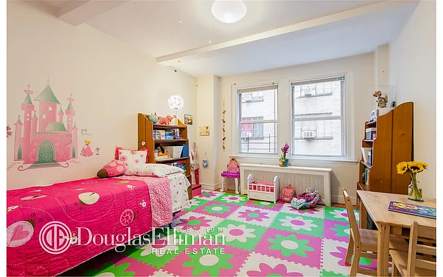 Sold by Douglas Elliman | media 14