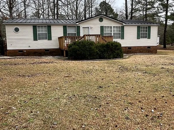 111 Pinion Dr, Greenwood, SC 29649