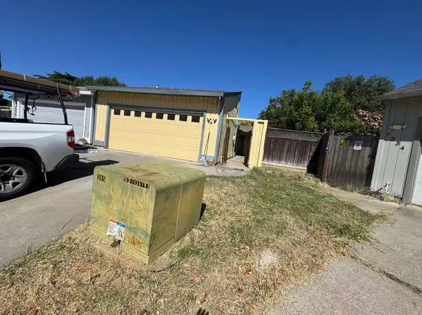 7236 Winterwillow Ct, Sacramento, CA 95828