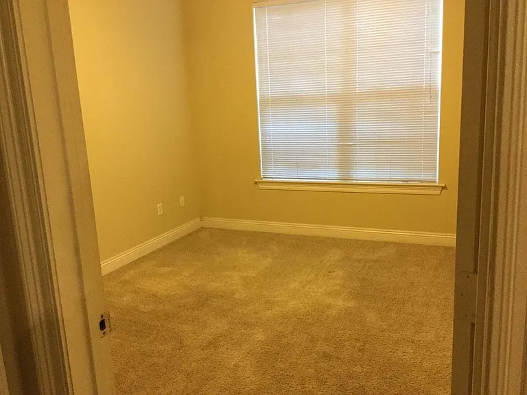 5356 Arlington Ct — Photo 15