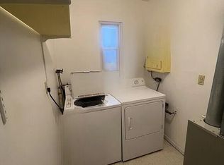 123 Walker St #6, Ellwood City, PA 16117