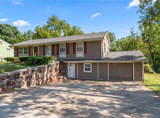 4923 Appleton Ave, Kansas City, MO 64133