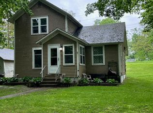 611 Rock River Ave, Three Rivers, MI 49093