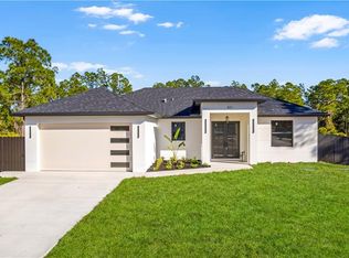 521 Allison ST E, LEHIGH ACRES, FL 33974