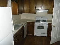 2nd image of 203 Cedar Mill Ln