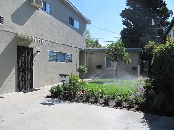 2nd image of 6126 Radford Ave APT C