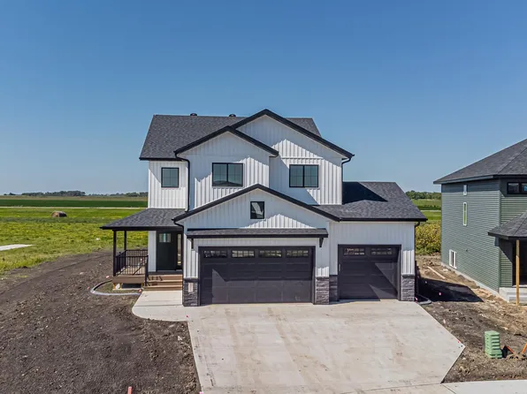 1206 Jill Dr W, Horace, ND 58047