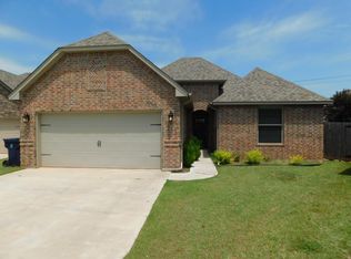 16420 Iron Ridge Rd, Edmond, OK 73013