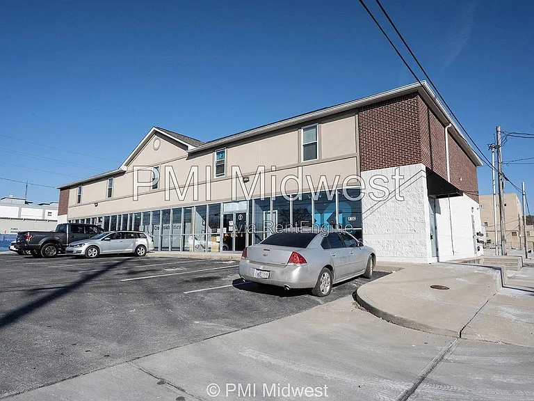 1702 W Michigan St #10 — Photo 2