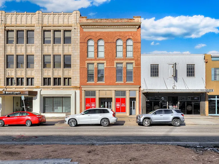 929 Broad St — Photo 21
