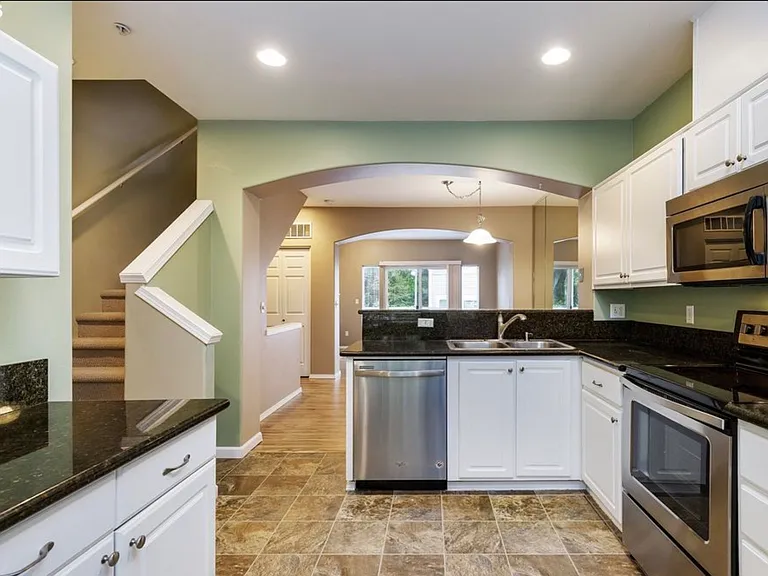 14170 SW Barrows Rd #3 — Photo 13