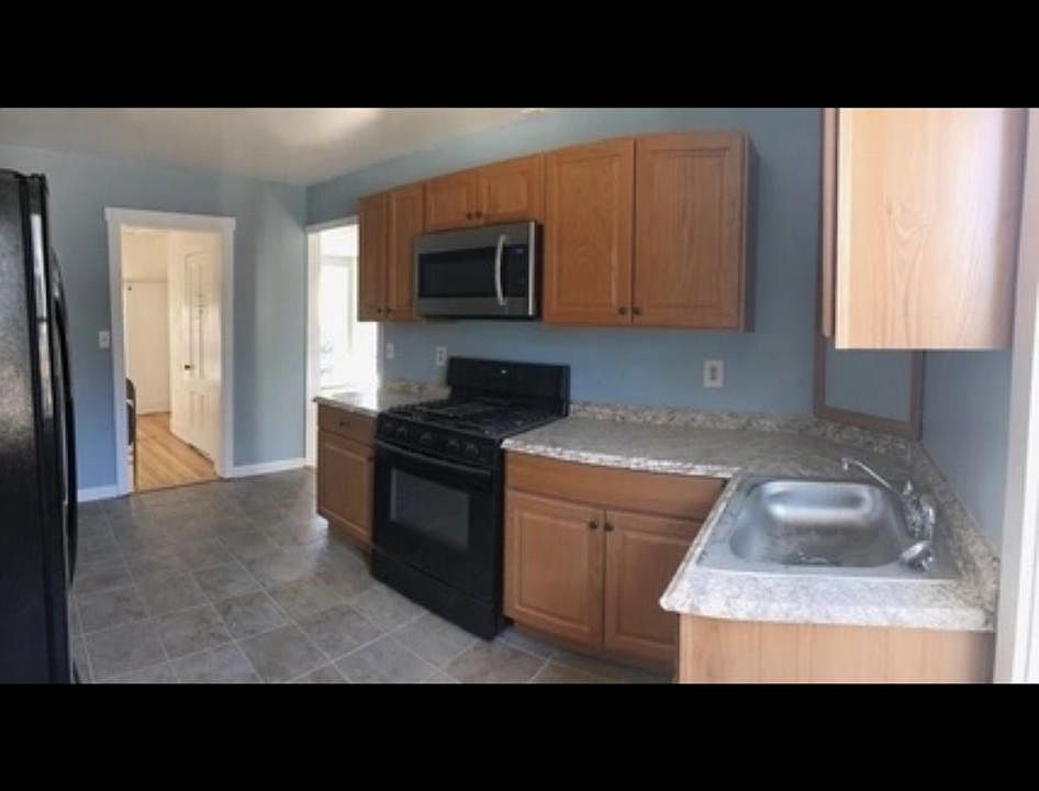 2nd image of 57 Howard St #1