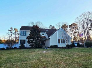 11 Berwyn Dr, Ocean View, NJ 08230