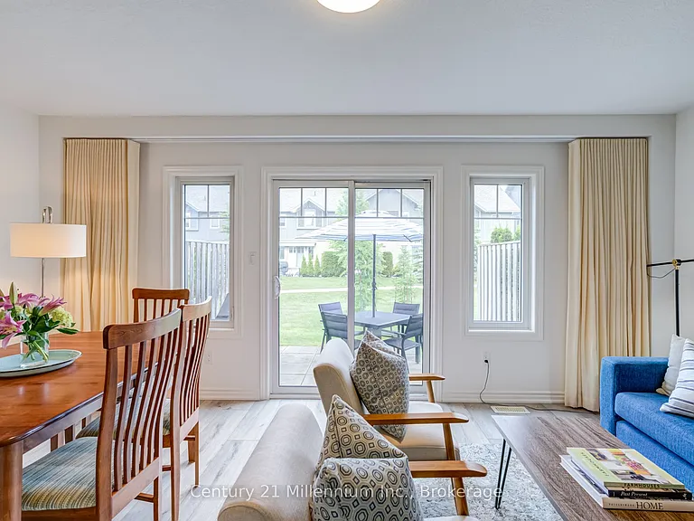 37 Silver Glen Blvd — Photo 17