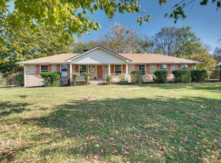 147 Maple Dr, Hendersonville, TN 37075