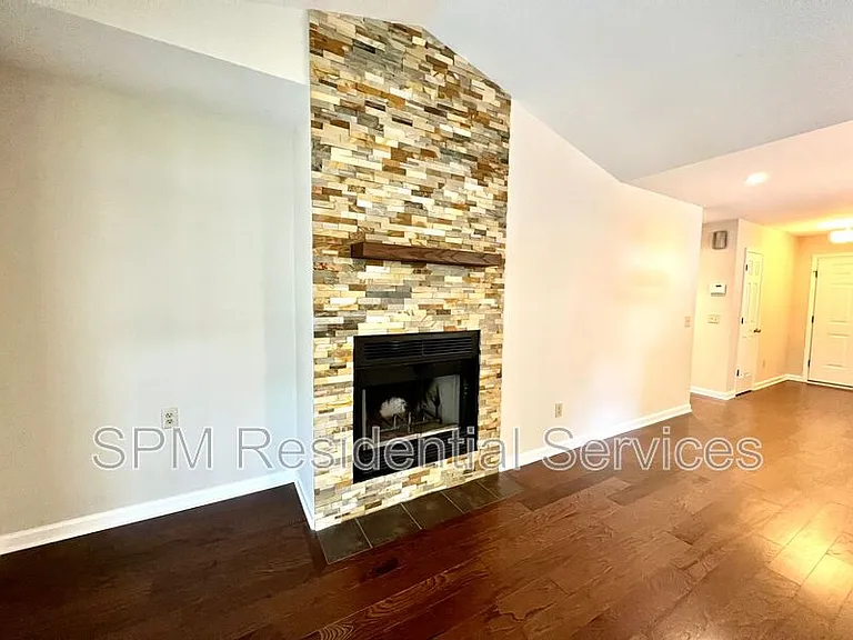 6213 Baywood Dr — Photo 6