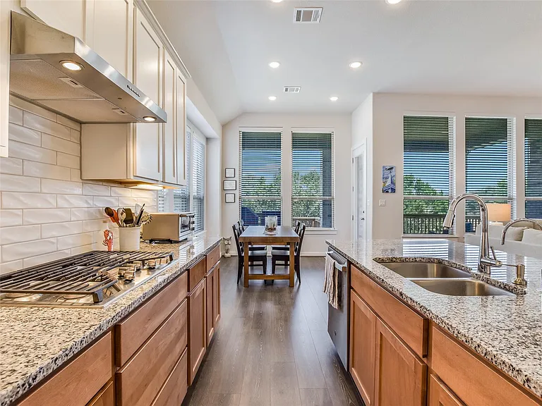 421 Teakmill Trl — Photo 7