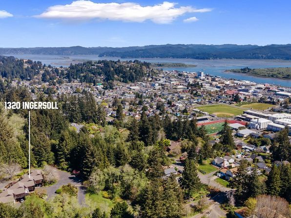 1320 Ingersoll St, Coos Bay, OR 97420