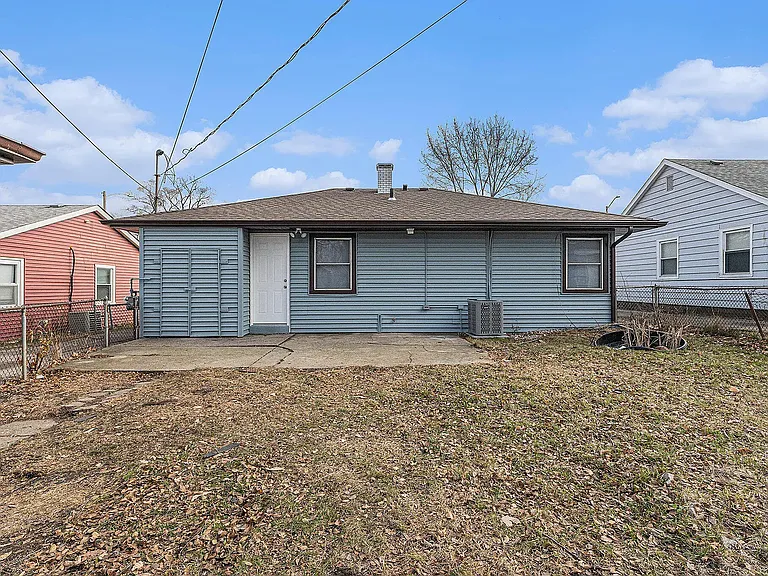 6742 Leland Ave — Photo 11