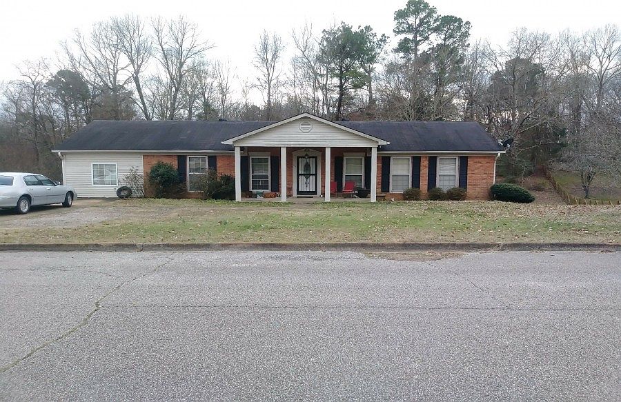 1st image of 64 S Helms St