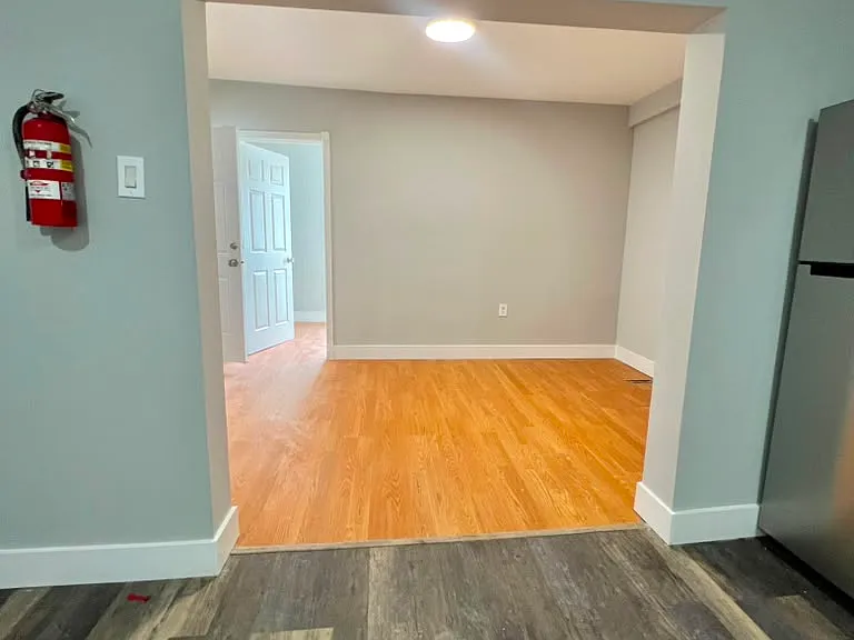 20 Lake St #2C — Photo 3