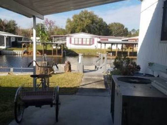2nd image of 17 East Ln