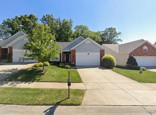 7370 Timberpoint Ct, Fairview Heights, IL 62208