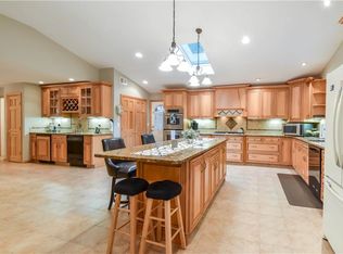 1266 Sleepy Hollow Ln, Scotch Plains, NJ 07076