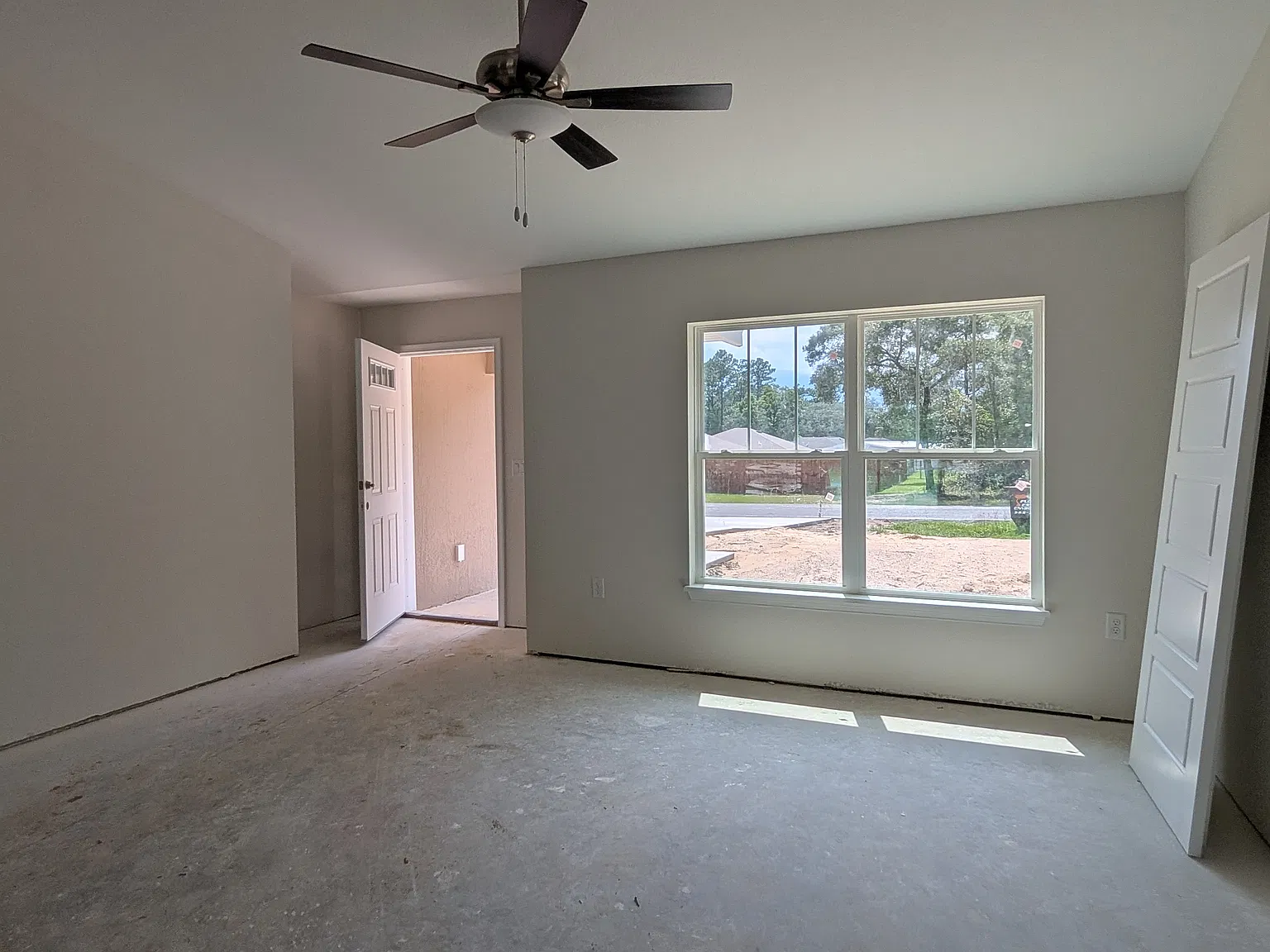 3 bed, 1453 sqft, $1,875 — Photo 2