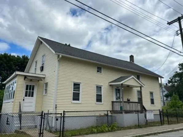 34 Mathewson St, Griswold, CT 06351