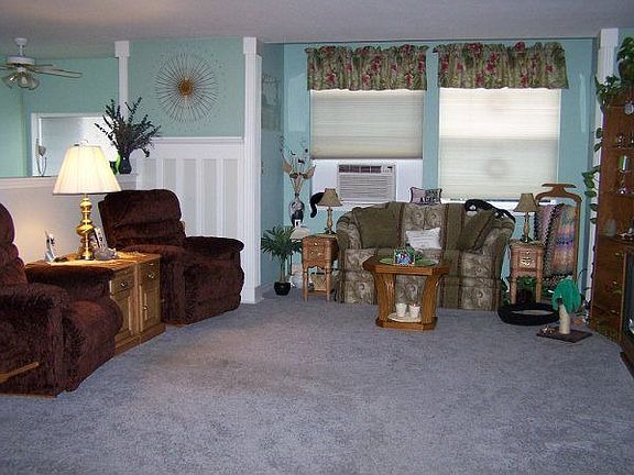 2nd image of 10812 SE 290th St