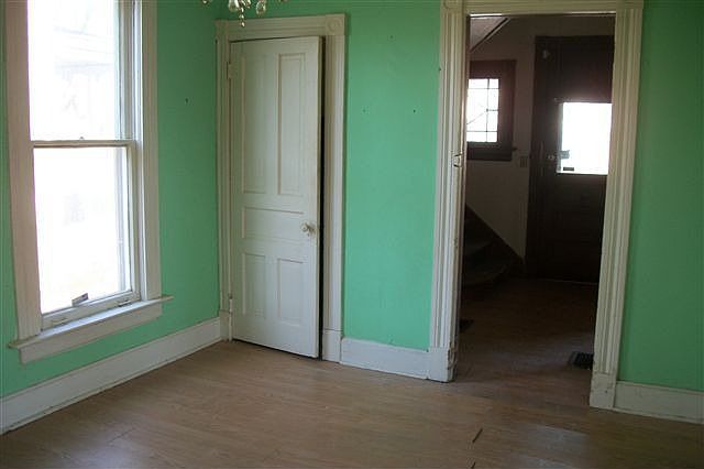 2nd image of 327 E 13th St