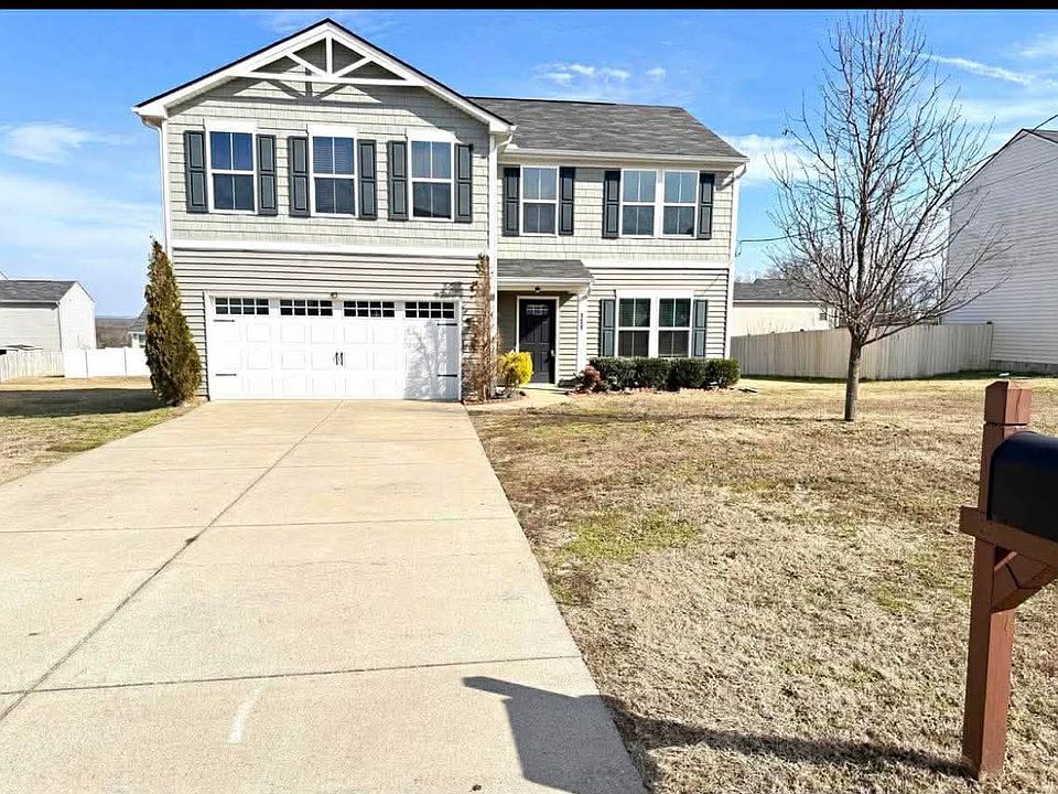 1st image of 131 Mardi Gras Ln