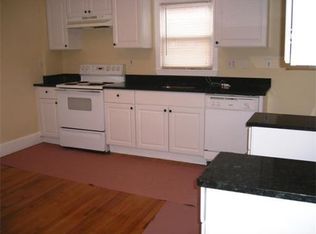 15 Crescent St #A, Medford, MA 02155