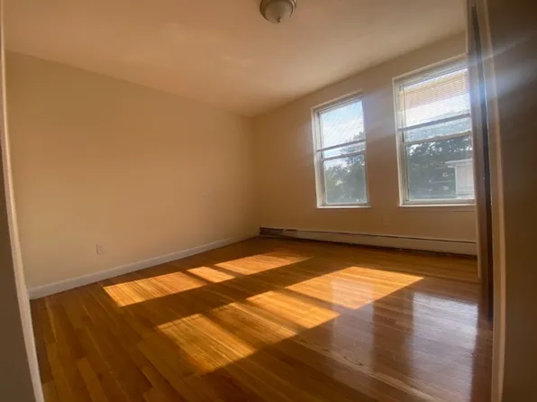 64 Brighton Ave, Allston, MA
