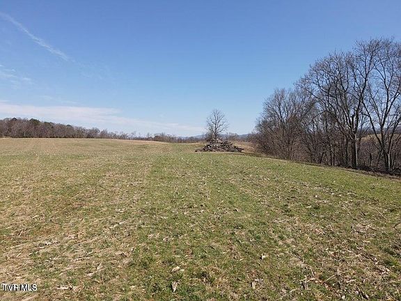 5th image of 1 River Village Ln