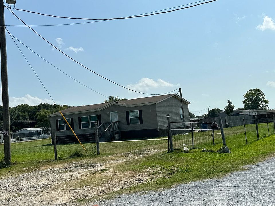 2nd image of 501 Colorado Rd