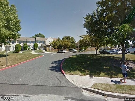 2nd image of 1221 Musket Ct