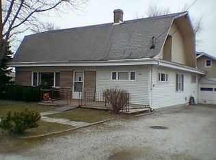 10464 N Grove Rd, Milford, IN 46542