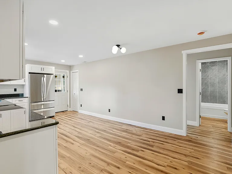 1397 Dutch Cove Rd — Photo 6