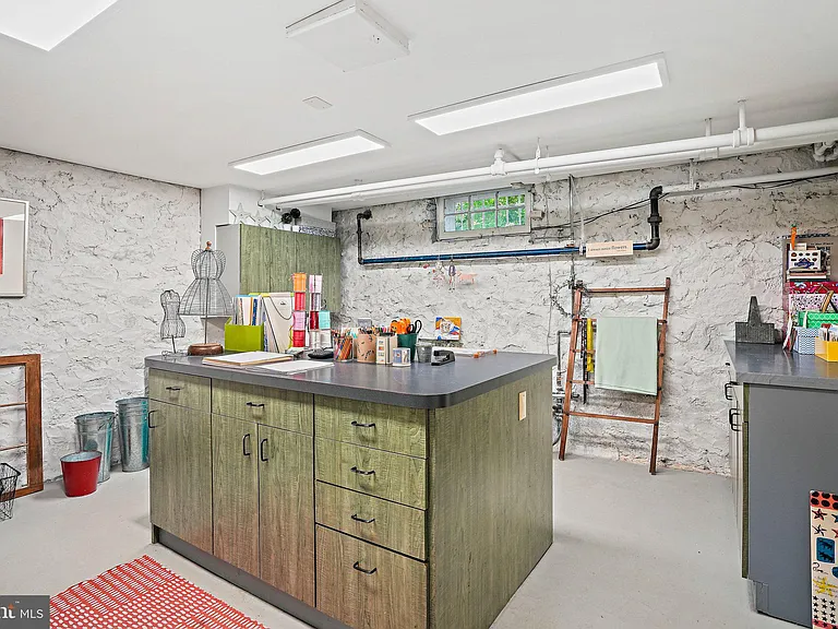 3612 Albemarle St NW — Photo 28