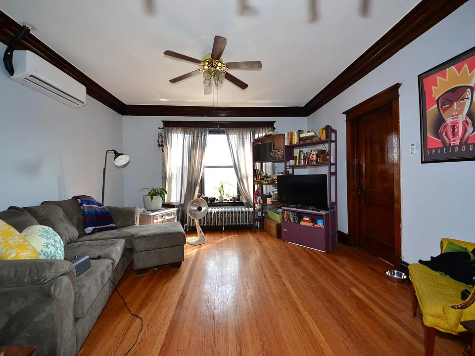 3326 S Halsted St #2