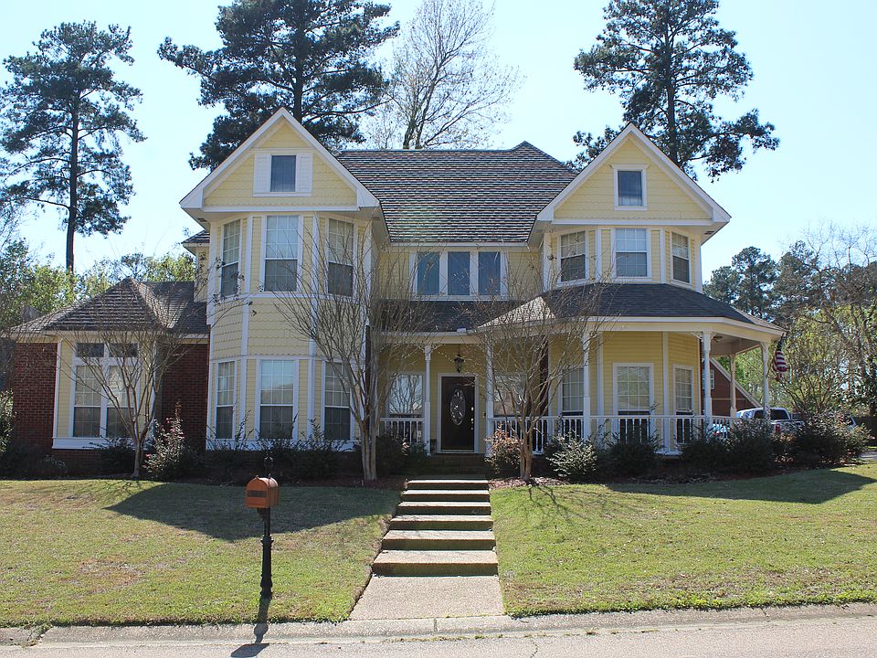 1st image of 430 Fox Bay Dr