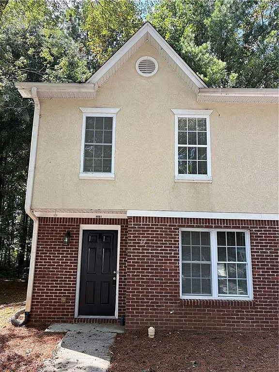 2 bed, 2.5 bath, 1184 sqft, $1,695 — Photo 1