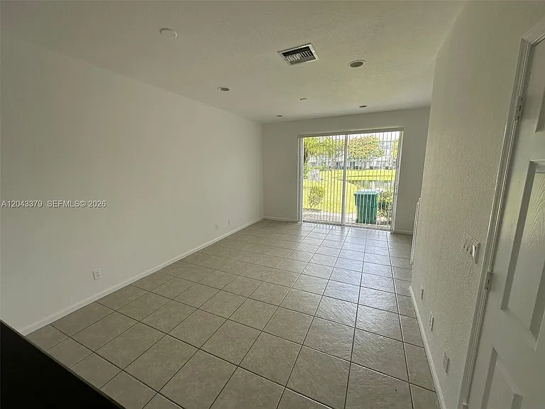 3595 NW 13th St #3595 — Photo 4