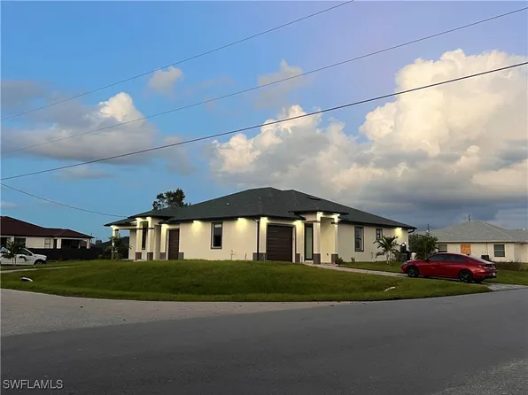 325-327 Homer Ave S, Lehigh Acres, FL 33973