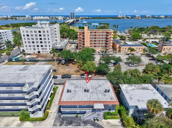 17 S Lakeside Drive #5, Lake Worth Beach, FL 33460